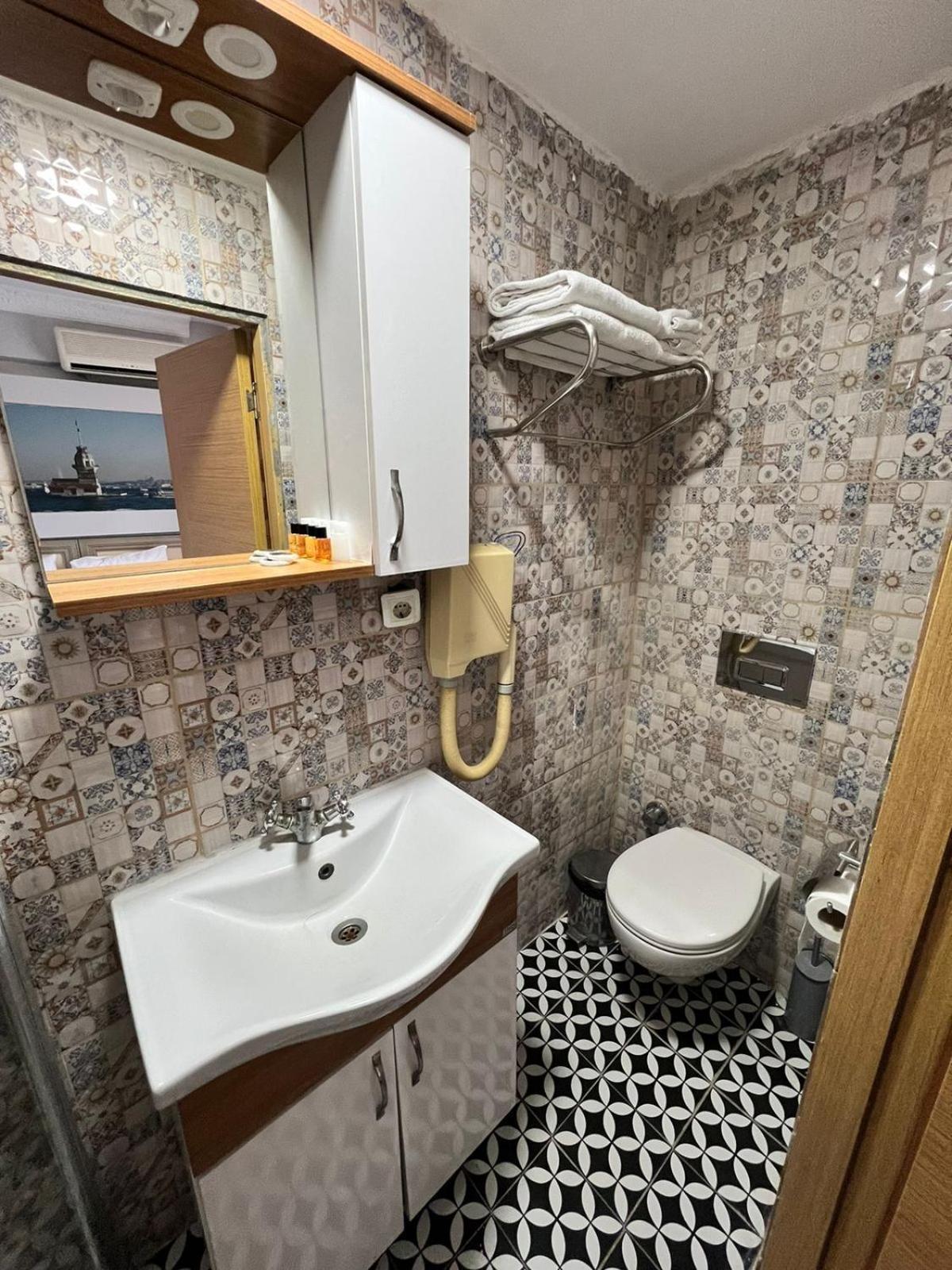 Elite Plus Family Hotel Old City Istanbul Bagian luar foto