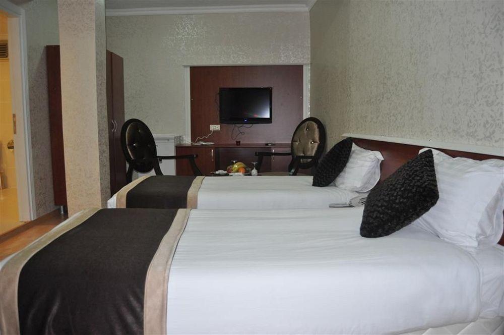 Elite Plus Family Hotel Old City Istanbul Bagian luar foto