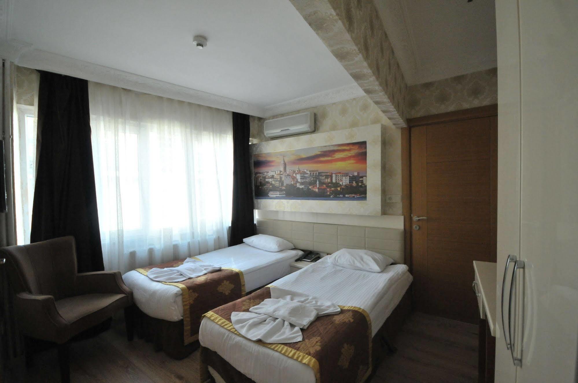 Elite Plus Family Hotel Old City Istanbul Bagian luar foto