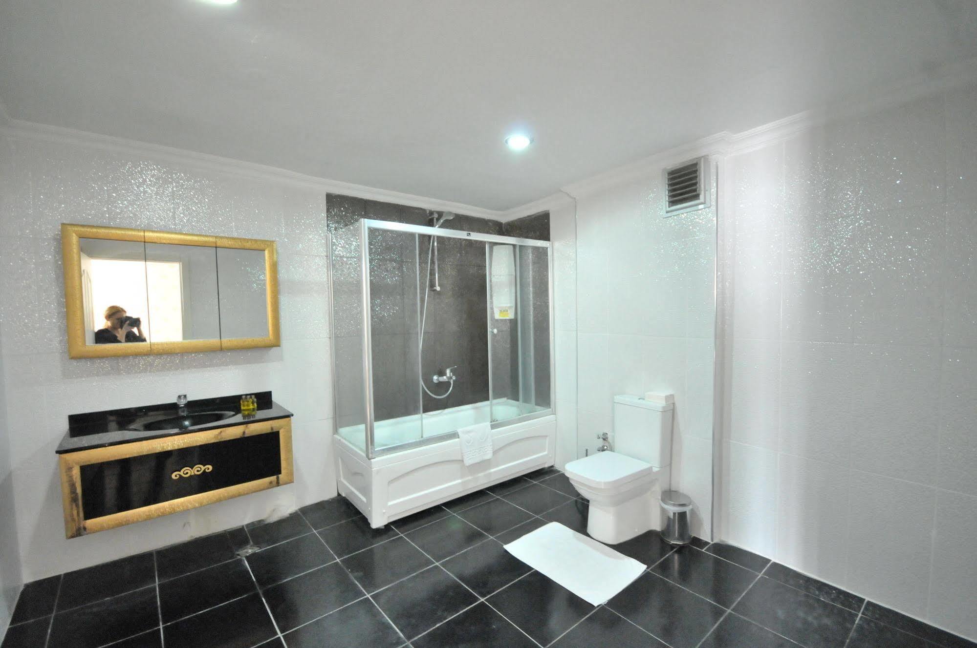 Elite Plus Family Hotel Old City Istanbul Bagian luar foto
