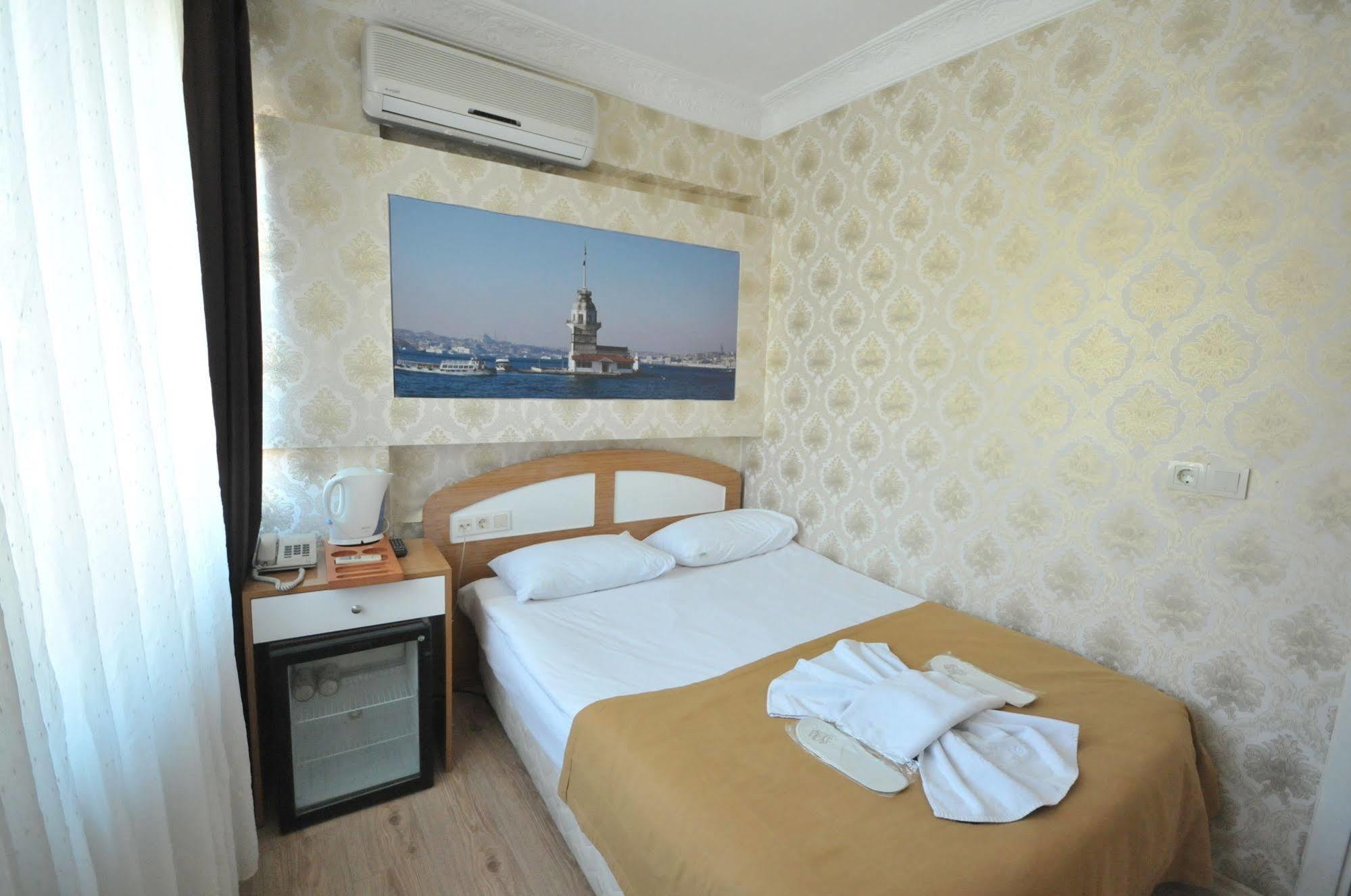 Elite Plus Family Hotel Old City Istanbul Bagian luar foto